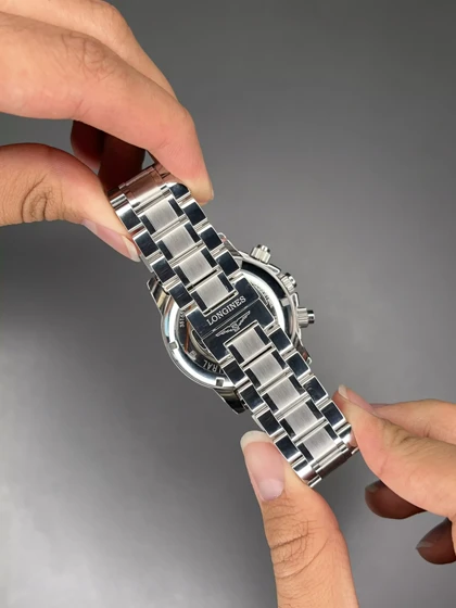 ساعت مچی لونژین کورنوگراف بند سیلور صفحه مشکی Longines