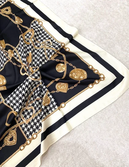 روسری ابریشمی