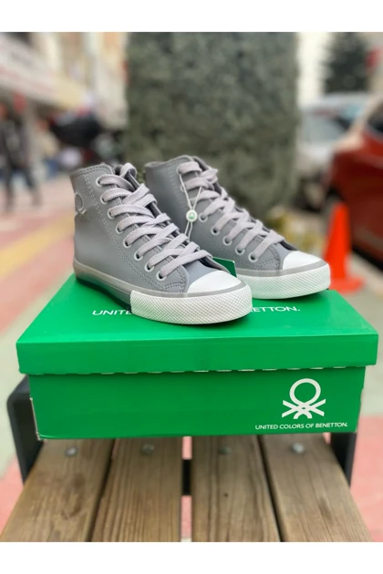 کفش پیاده روی زنانه benetton