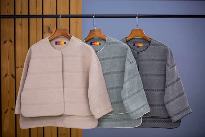 کت کنفی  Titi