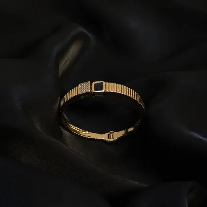 دستبند(بنگل) کد 702
