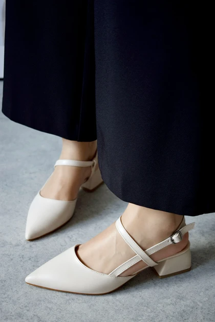 کفش پاشنه‌بلند کلاسیک زنانه polka-store polka-store