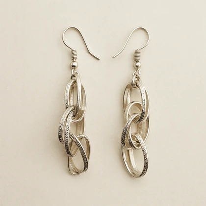 گوشواره آویز زنجیری طلایی