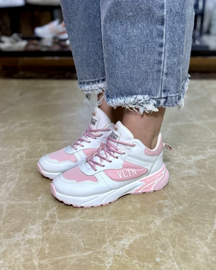 کتانی ساق‌دار زنانه نیوشا (ولنتینو VLTN)