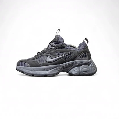 کتانی نایک وی فایو کی خاکستری