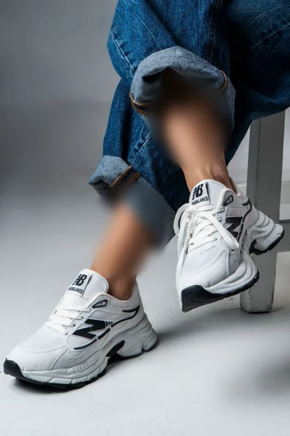 کفش نیوبالانس (New Balance) زنانه سفید مشکی