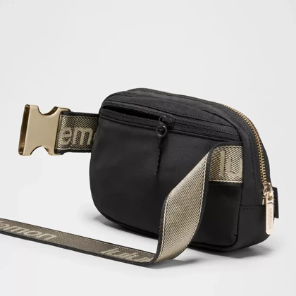 کیف کمری لولولمون Lululemon مدل Metal Hardware
