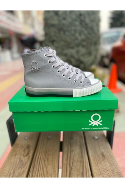 کفش پیاده روی زنانه benetton