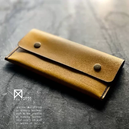 کیف پول دکمه دار