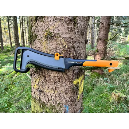شاخه زن FISKARS WOODXPERT XA3