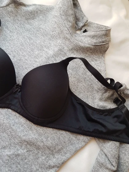 سوتین ابرنازک فنردار NBB کد :3505