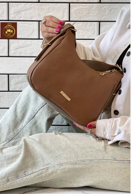 کیف زنانه دوشی هلالی