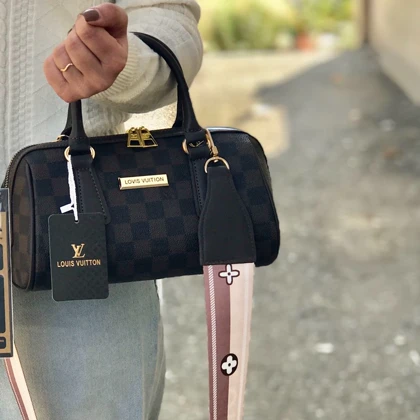 کیف زنانه لویی ویتون مستر وارداتی کد 1080