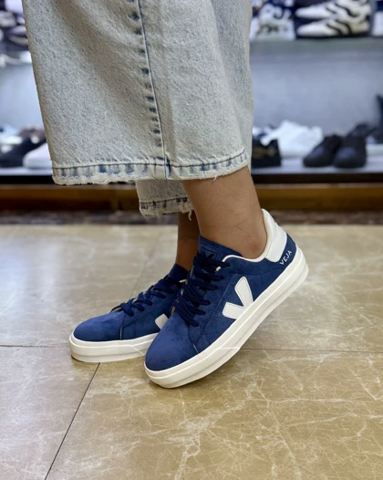 کتانی زنانه ونس وجا veja