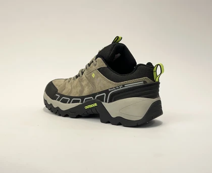 کفش طبیعت گردی ویکو یشمی