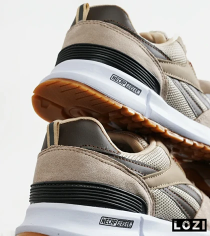 کفش کتانی قهوه ای کرم REEBOK Unphased Pro