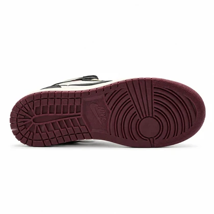 کفش و کتانی مردانه ساق‌دار مدل NIKE JORDAN 1 رنگ مشکی کد 2139