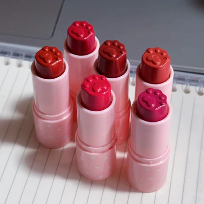 رژگونه پنجه ای استیکی کالر کستل Color Castle
