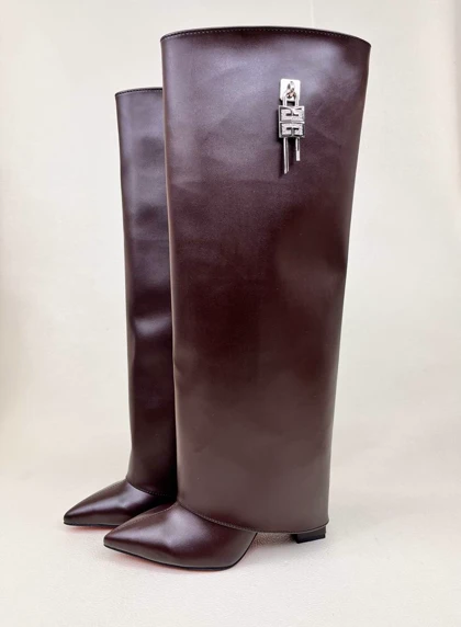 بوت زنانه پاشنه‌دار دامنی ژیوانشی GIVENCHY کد 1696 دختر طهرونی