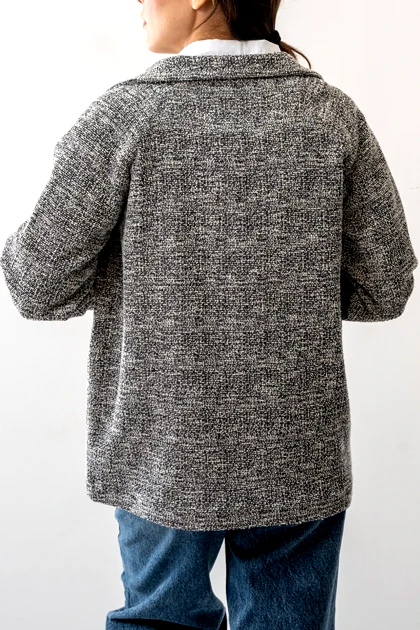 پالتو کوتاه جیب‌دار زنانه