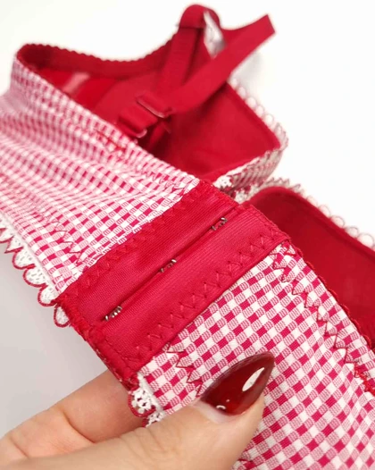 سوتین زنانه اسفنجی چهارخونه ریز سیلکا