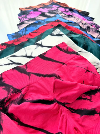 شورتک ورزشی سیملس پشت چروک ابروبادی