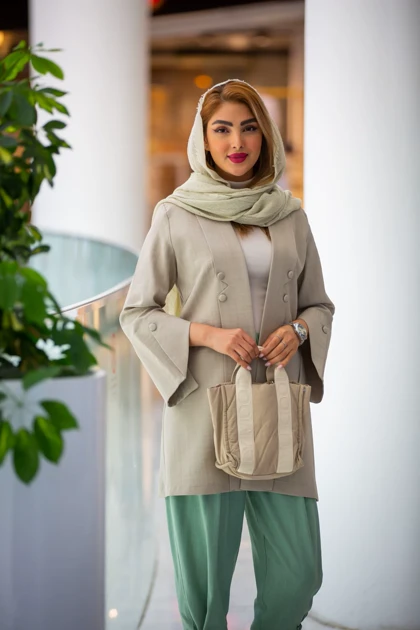 مانتو لوئیز ژاکارد شیدرخ