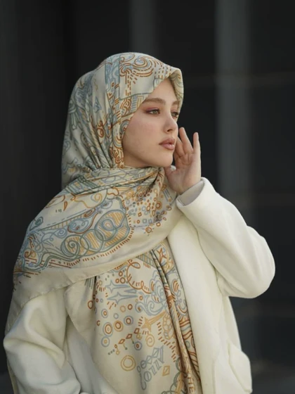 روسری نخی هرما