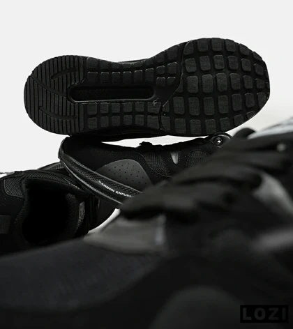 کفش کتانی طبی زنانه و مردانه مشکی SKECHERS archfit v02