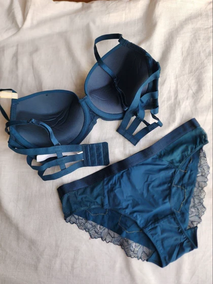 ست شورت و سوتین جکدار فنردار اروپایی کد: 5078