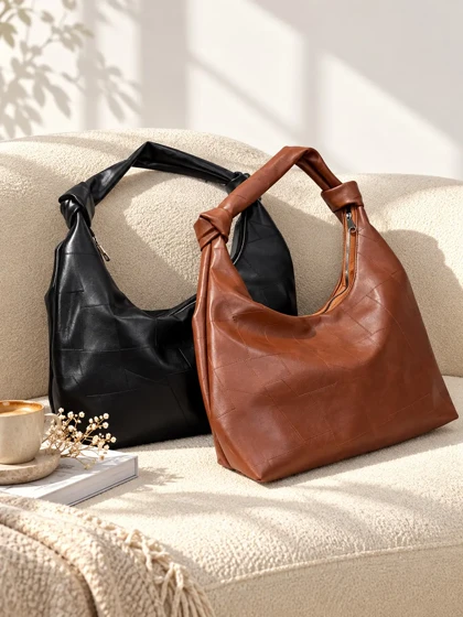 کیف زنانه چرم ماه آفرید