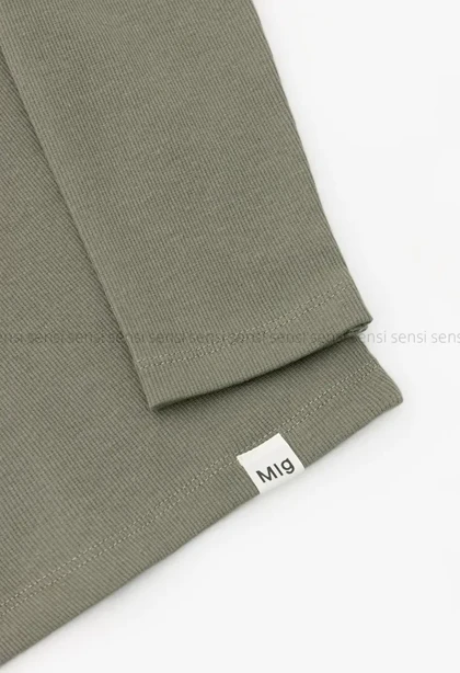 بلوز کبریتی یقه 5سانت کد1004452