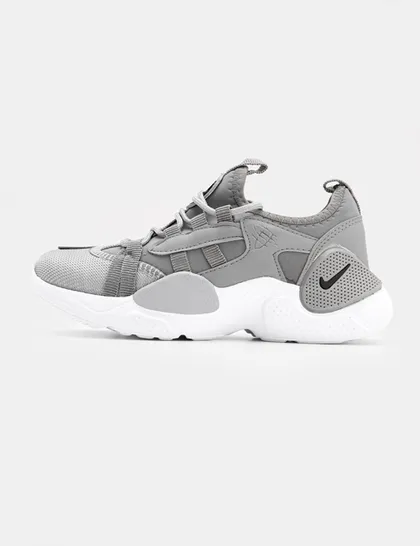 کفش ورزشی زنانه Nike