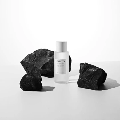 تونر بوستر ضد لک و روشن کننده اسکین 1004 سنتلا 210 میل