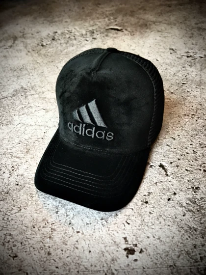 کلاه بیسبالی مخمل وارداتی مدل ADIDAS _ مشکی