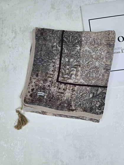 روسری نخی کلیشه طرح شالیزار کد 301