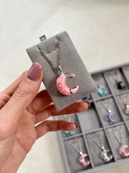 گردنبند ماه شب تاب