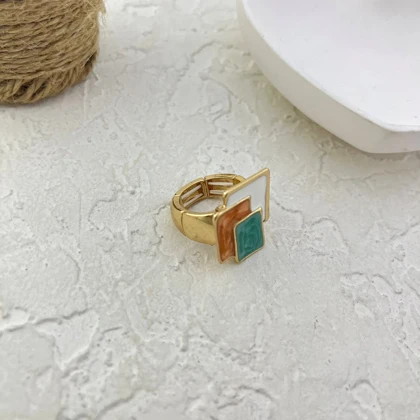 انگشتر زنانه طرح میناکاری رنگی