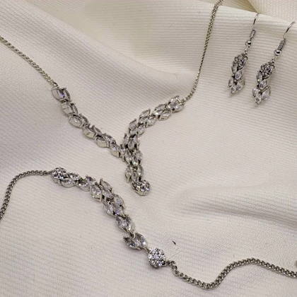 سرویس کامل برند شین مدل «آبشار مارکیز» | طرح جواهر Y با گارانتی 1 ساله