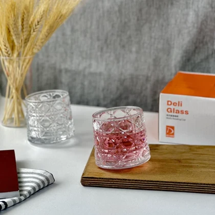 لیوان چرخشی برند دلی طرح دیور DIOR