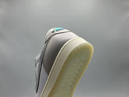 کتانی جردن1 لو لونار یر/Nike Air Jordan1