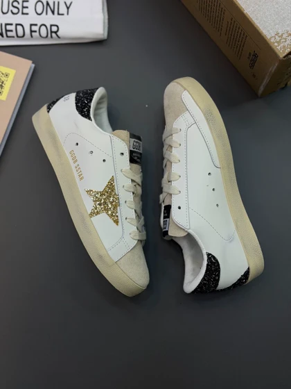کتانی گلدن گوس سوپر استار سفید طلاییGolden Goose Super Star Gold white Black