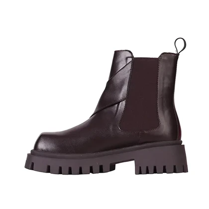 نیم بوت پنجه مربعی مدل برنا کد 2180