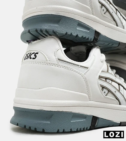 کفش کتانی مردانه سفید ASICS TIGER RUNNER II