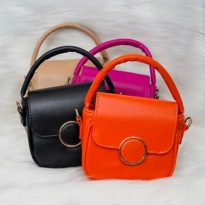 کیف زنانه قفل گرد شیک، مینیمال و مناسب استایل روزمره