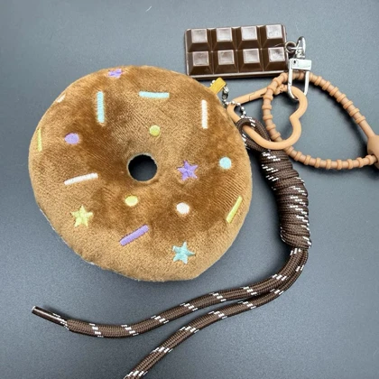 چارم بگ دونات و شکلات