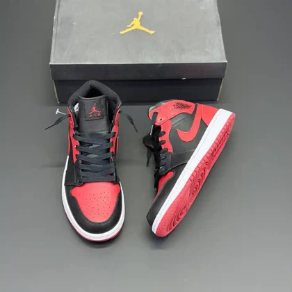 کفش نایک ایر جردن وان ساق‌دار مید بند برد 2020 مشکی قرمز Nike Air Jordan 1 Mid Bred 2020 Black Red