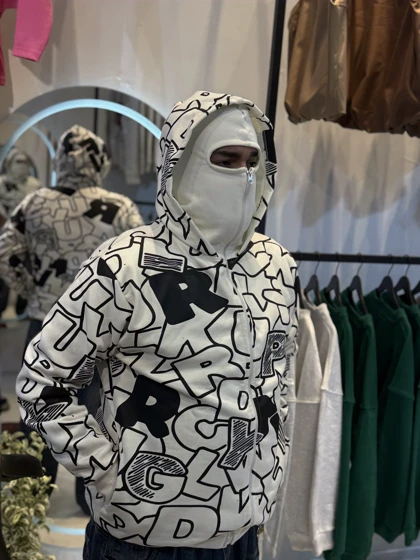 هودی نینجایی سفید طرحدار پارچه دورس گرم بالا