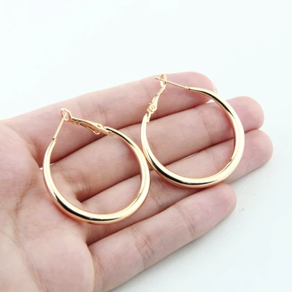 گوشواره زنانه مدل حلقه‌ای 4 میل