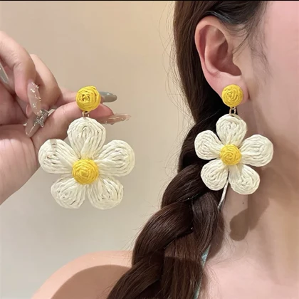 گوشواره حصیری گل